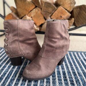 Fergie Booties Size 7